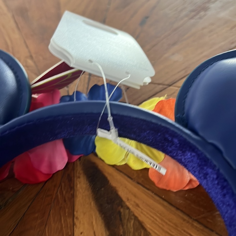 Disney Encanto themed mouse ears headband featuring fabric flowers New - Picture 9 of 10